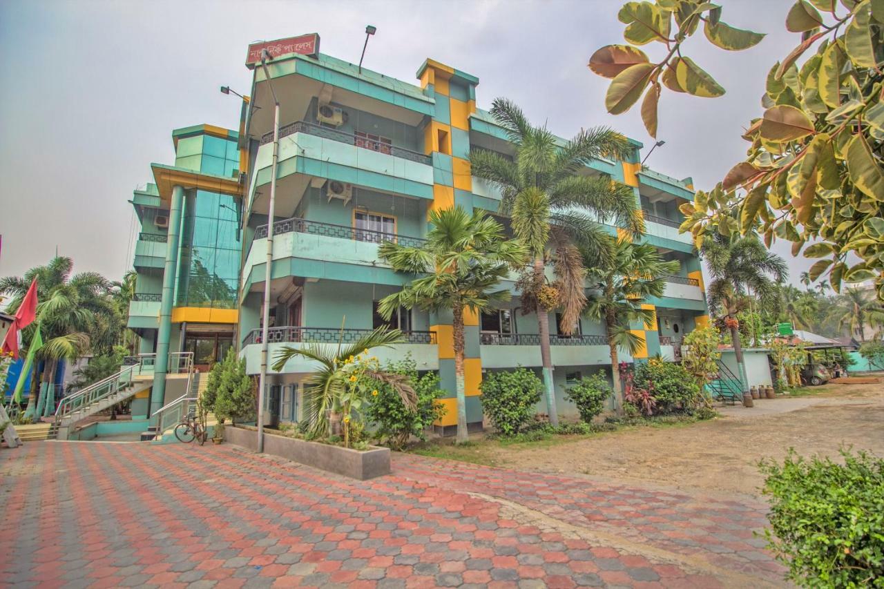 Hotel Nandanik Palace Fālākāta 외부 사진