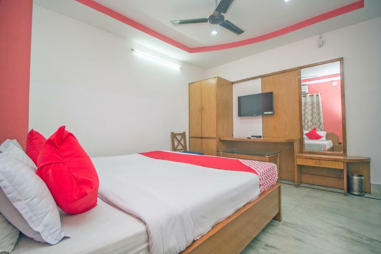 Hotel Nandanik Palace Fālākāta 외부 사진